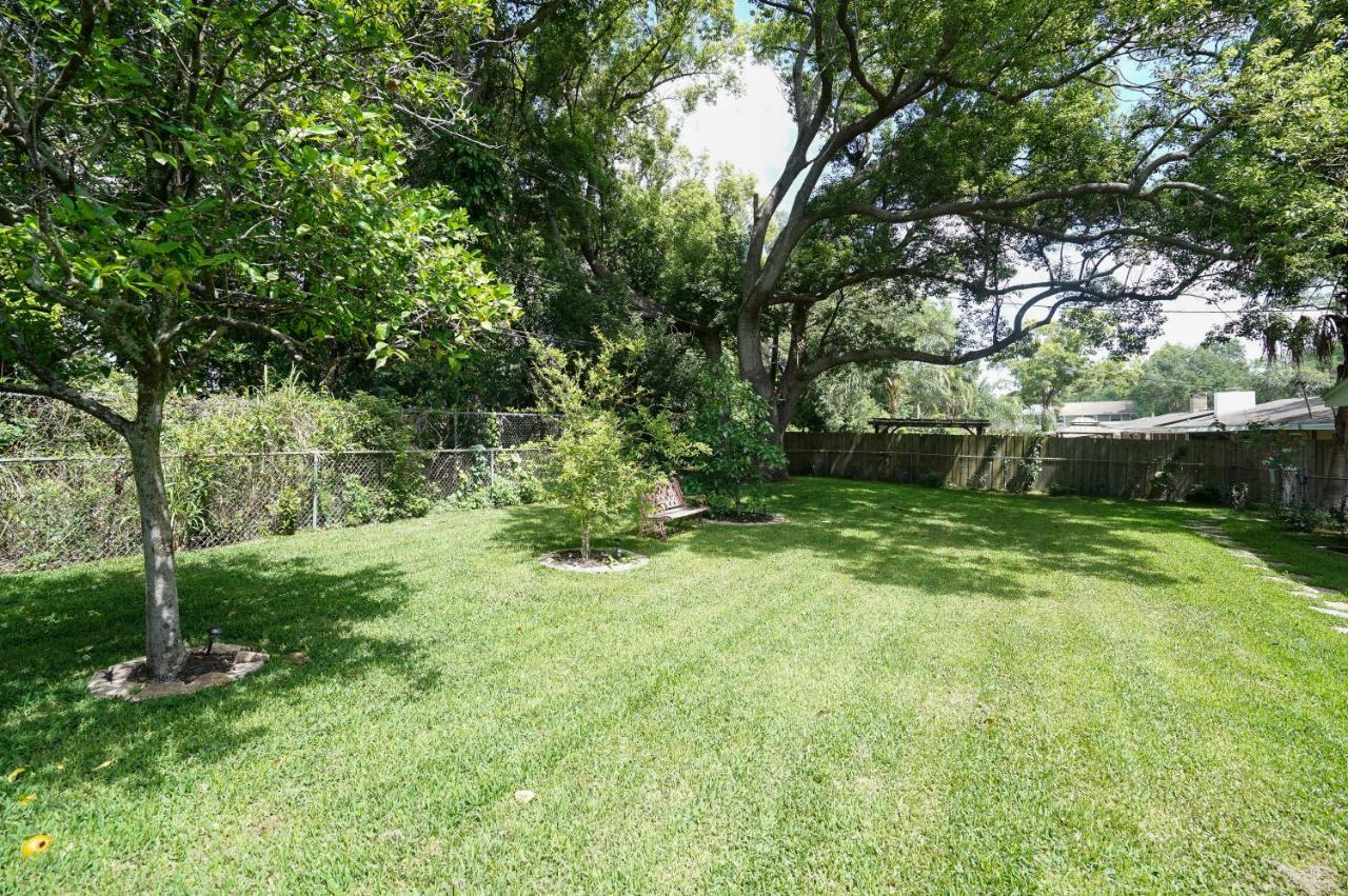 4 Bedroom Clearwater Vacation Home With Amazing Backyard 외부 사진